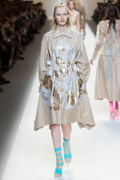 Look 55